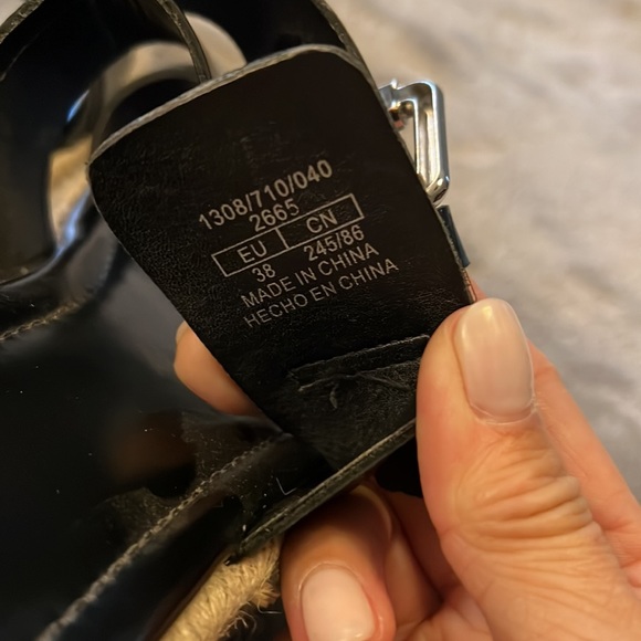 Zara sandals - Picture 4 of 4